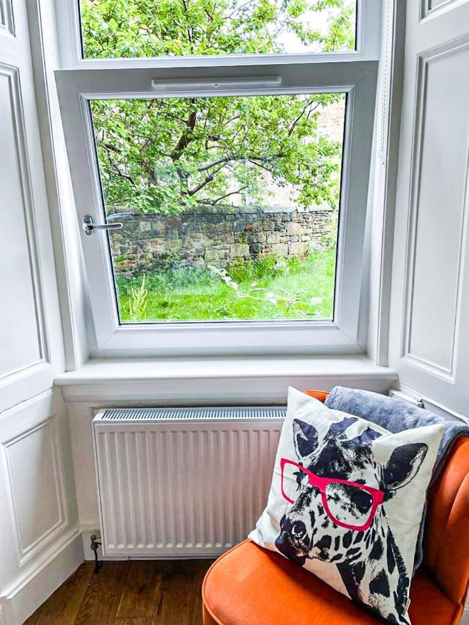 Desirable 2 Bed Apt Near Edinburgh Castle Exterior photo